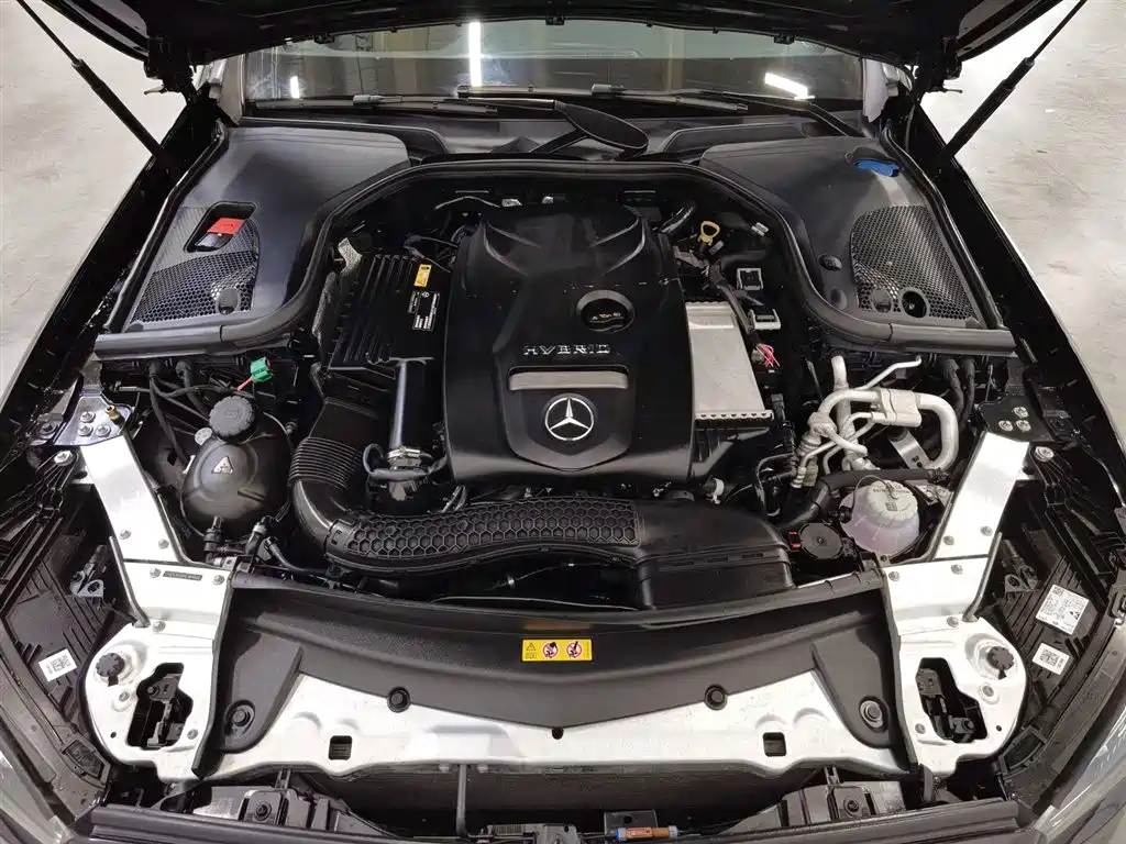 Mercedes-Benz E-Class New Energy 2022 Facelift E 350 e L Plug-in Hybrid Sport Sedan фото 6