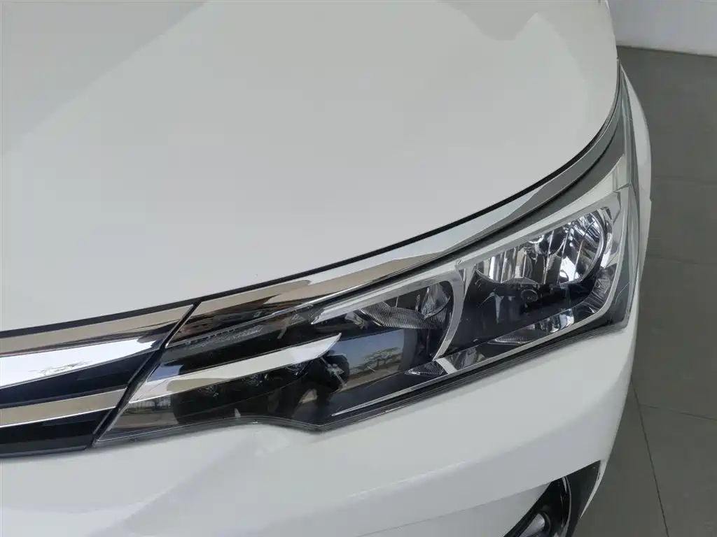 Toyota Corolla 2018 1.2T S-CVT GL-i Smart Shine Edition фото 7