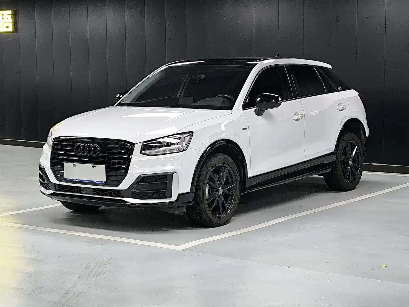Audi Q2L 2018 35 TFSI Launch Exclusive Edition China VI