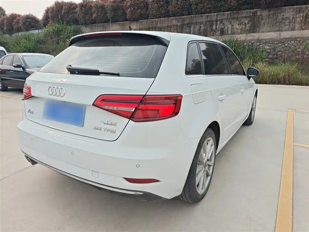 Audi A3 2020 Facelift Sportback 35 TFSI Progressive (China VI) фото 5