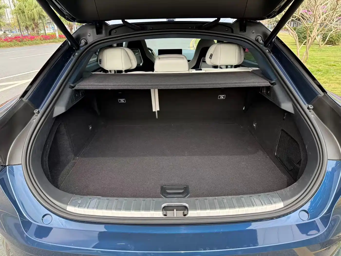 ZEEKR EXTREME KRYPTON 001