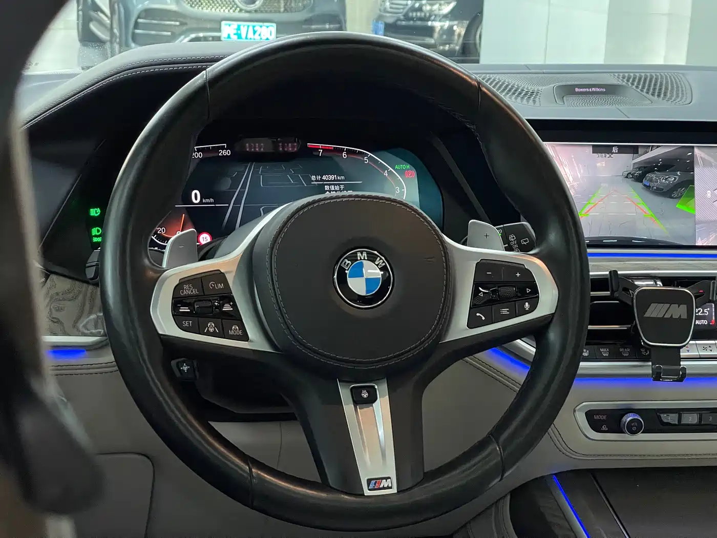 BMW X7 2021 xDrive40i Executive M Sport Package фото 31