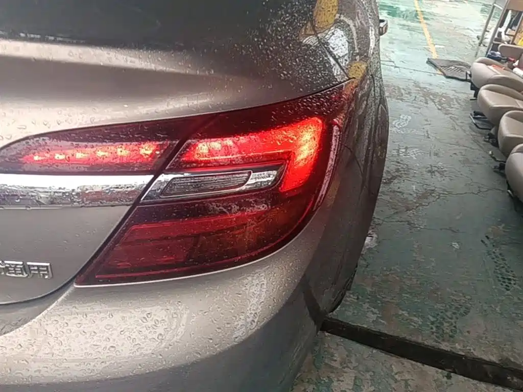 Buick Regal 2015 1.6T Elite Tech Edition фото 8
