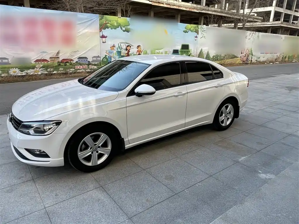 Volkswagen Lamando 2018 230TSI DSG Trend Edition фото 8