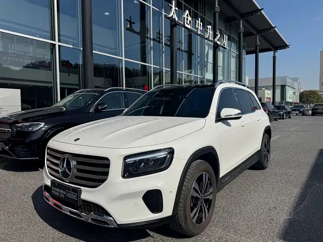mercedes-benz glb