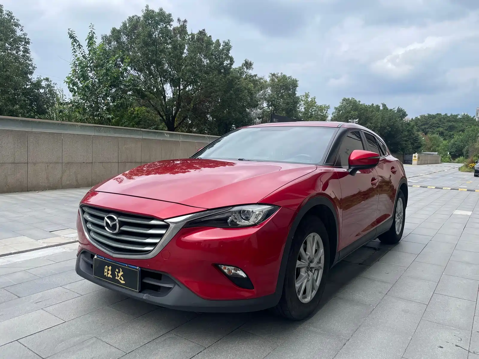 Фото 1 - Mazda CX-4