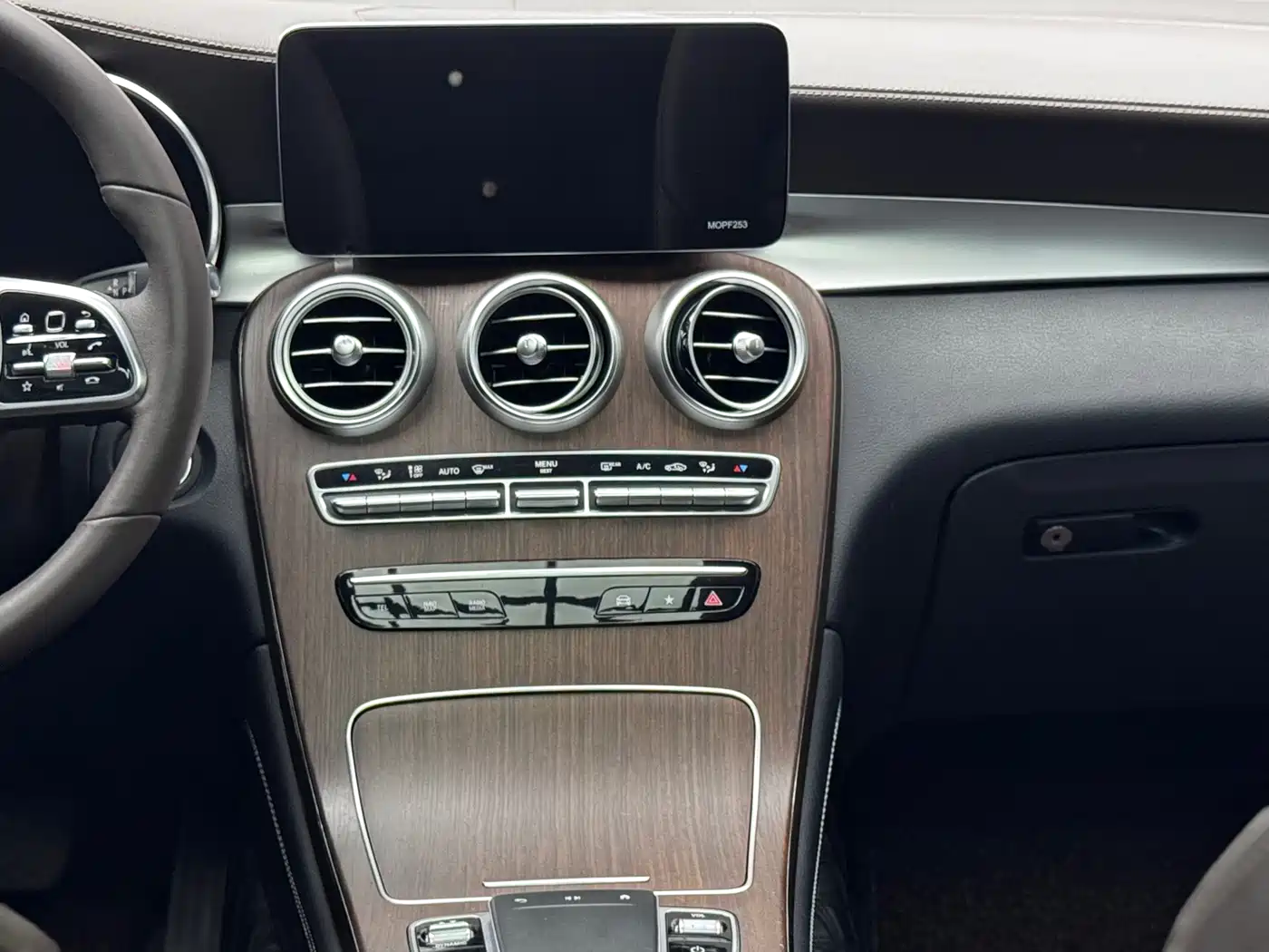 Mercedes-Benz GLC 2021 GLC 300 L 4MATIC Sporty фото 13