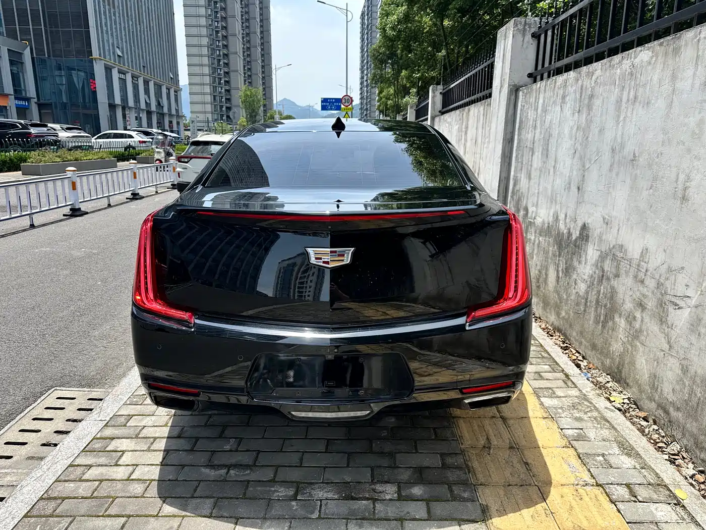 Cadillac XTS 2018 28T Technology фото 8
