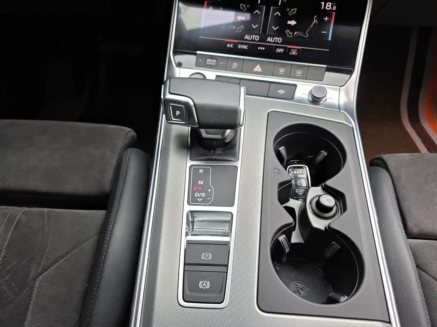 AUDI A6 (IMPORT)