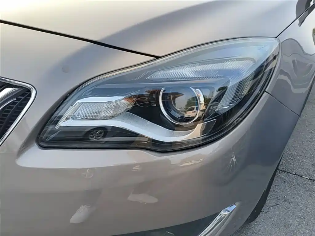 Buick Regal 2015 1.6T Elite Tech Edition фото 24