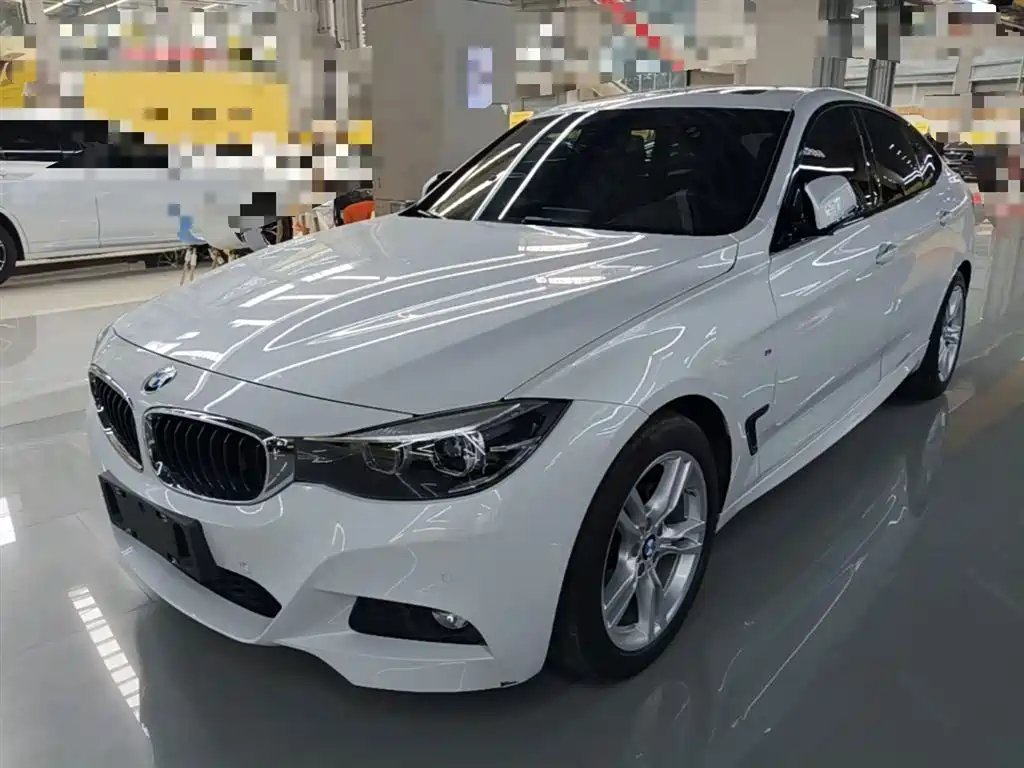 BMW 3 Series GT 2019 320i M Sport Package фото 2