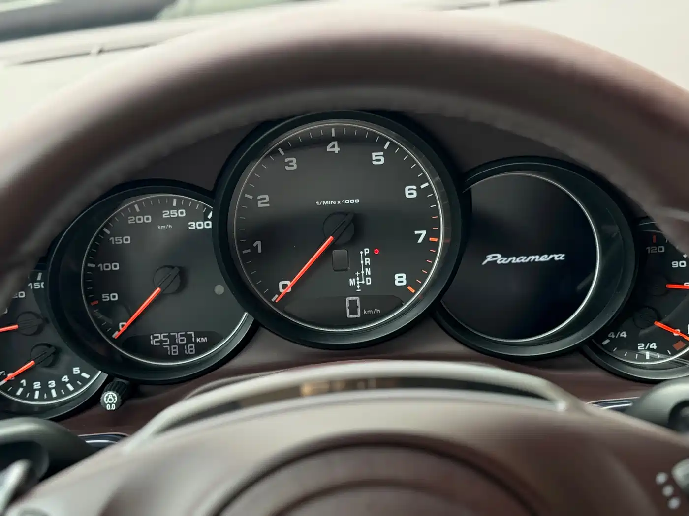 Porsche Panamera 2014 Panamera 3.0T фото 7