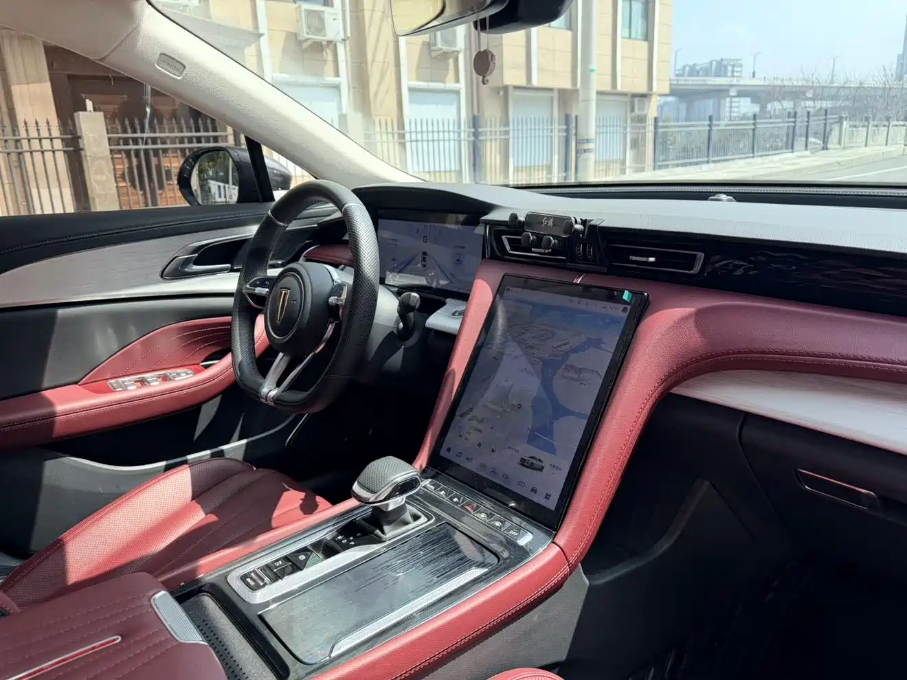 Hongqi H5 2025 2.0T Automatic Mystic Shadow 2 Million Edition фото 15