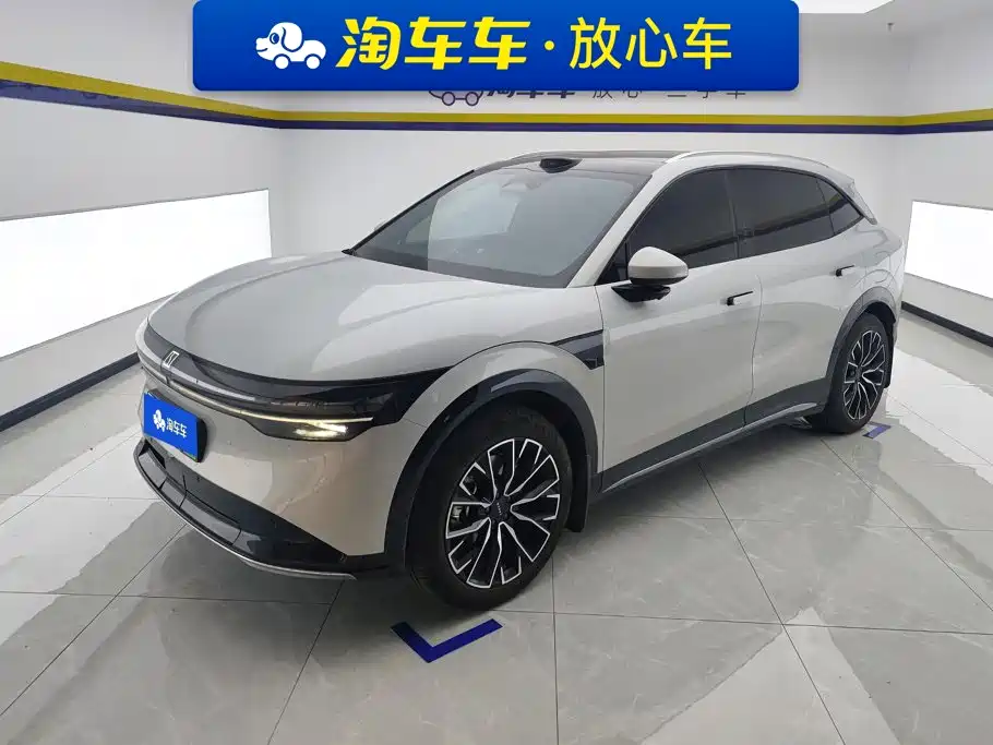 ZEEKR 7X 2025 2025 Model 75kWh RWD Smart Driving Edition
