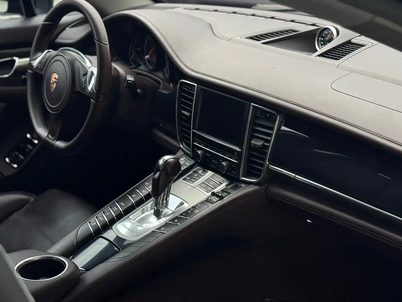 Porsche Panamera 2014 Panamera 3.0T фото 14