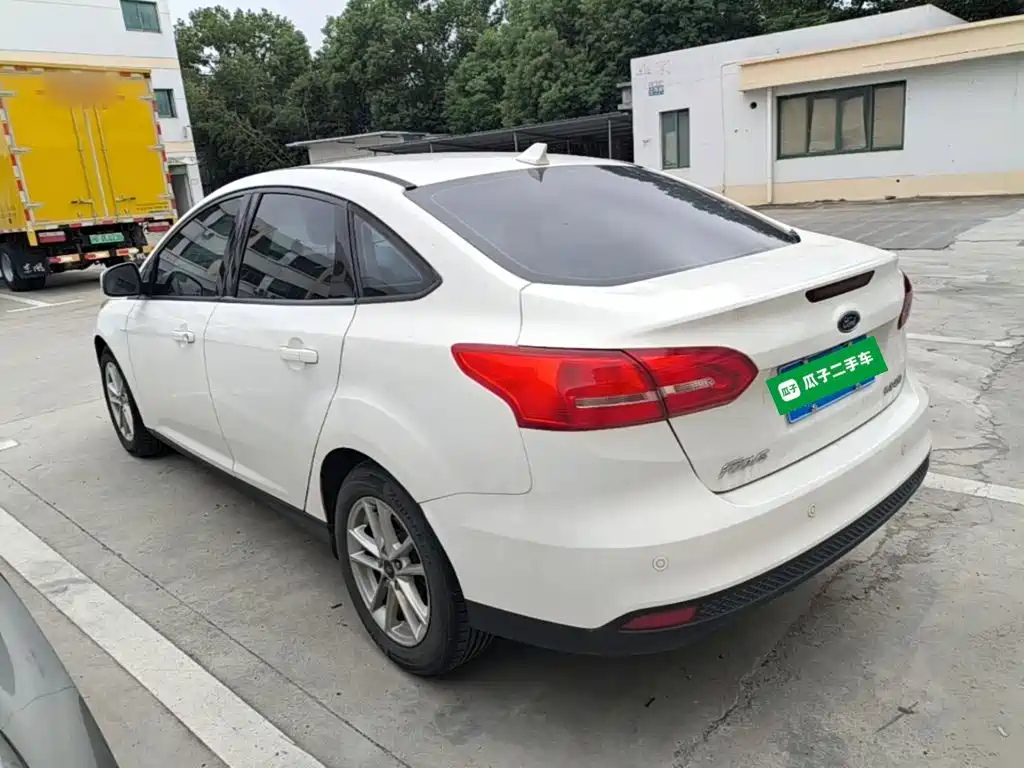 Photo 5 - Ford Focus