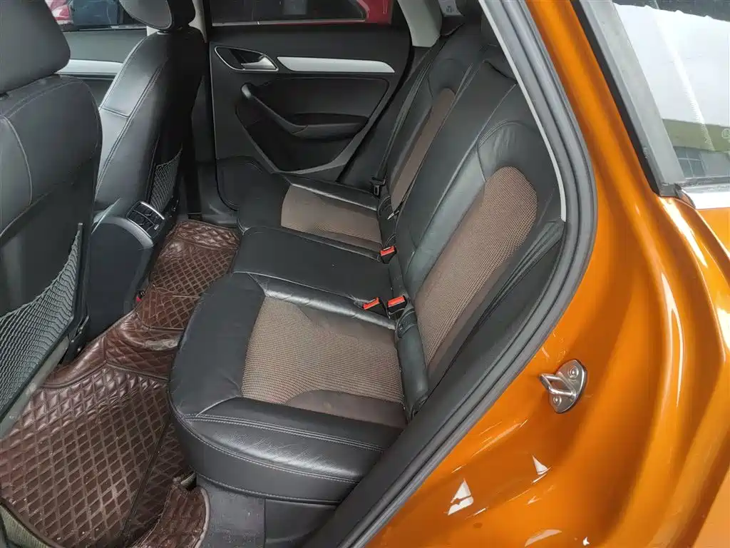 Audi Q3 2018 30 TFSI Fashion Collector's Edition фото 12