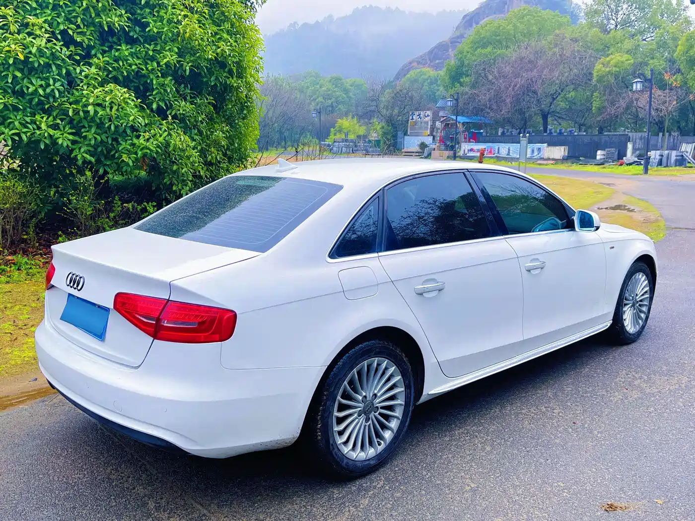 Audi A4L 2016 35 TFSI Collector's Edition Automatic Standard фото 13