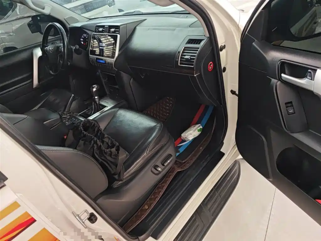 Toyota Prado 2018 3.5L Automatic TX-L Rear-mounted Spare Tire фото 20