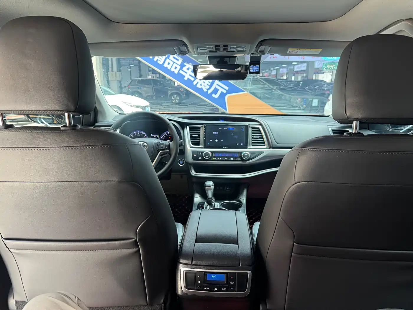 Toyota Highlander 2018 2.0T 4WD Luxury 7-seater China VI фото 18