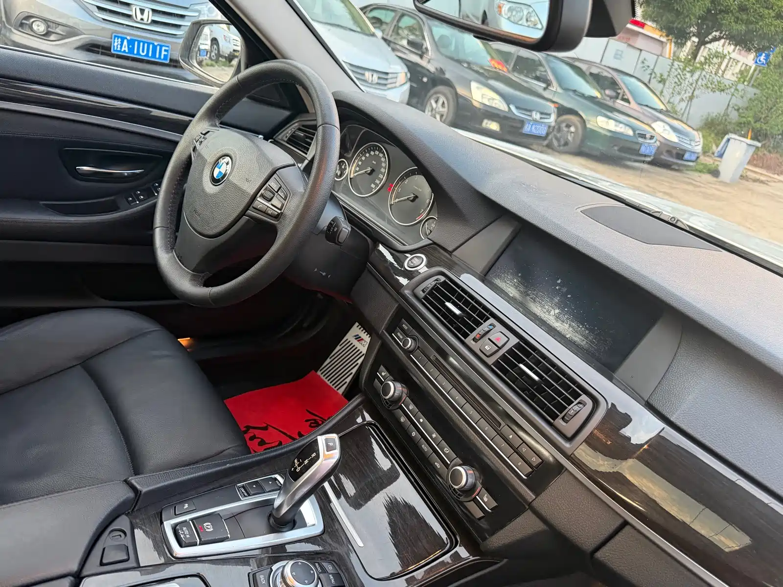 Photo 10 - BMW 5 Series