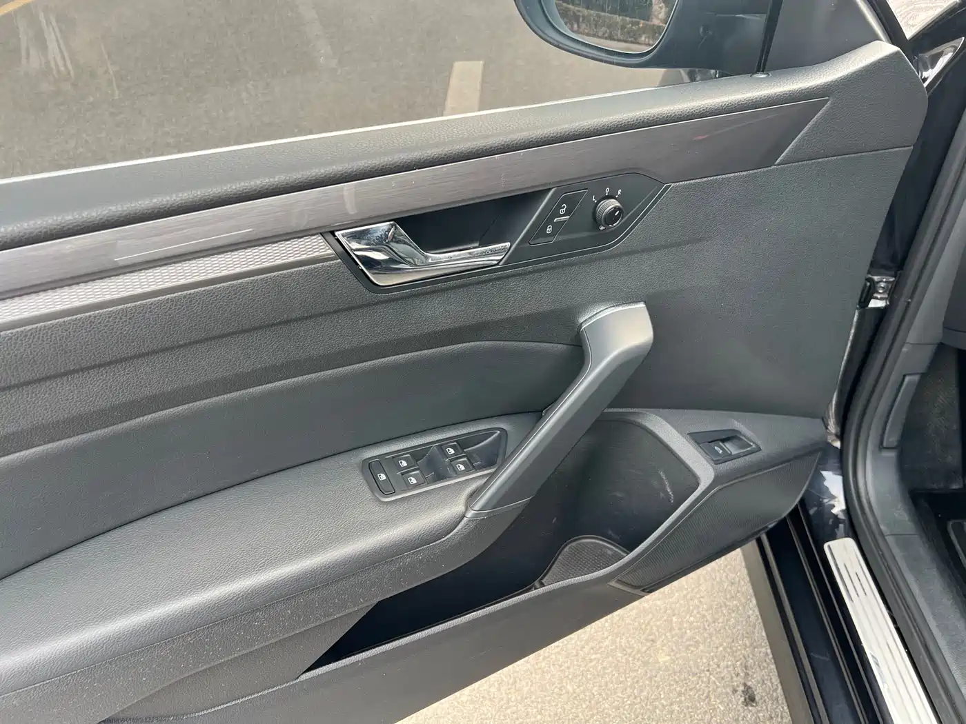 Volkswagen Passat 2017 330TSI DSG Prestige фото 15