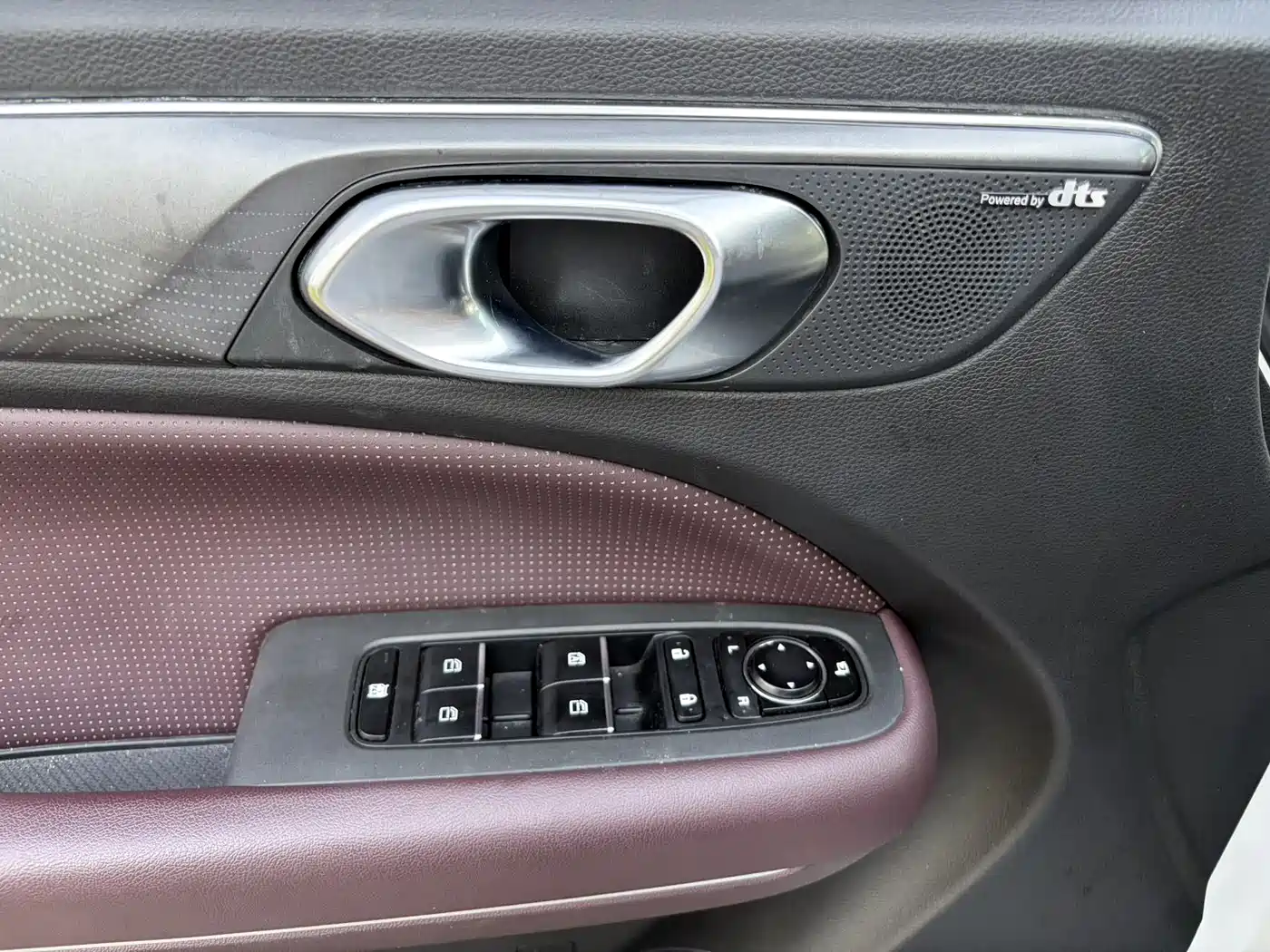 GAC Trumpchi Trumpchi M6 2023 PRO 270T DCT Premium Edition фото 17