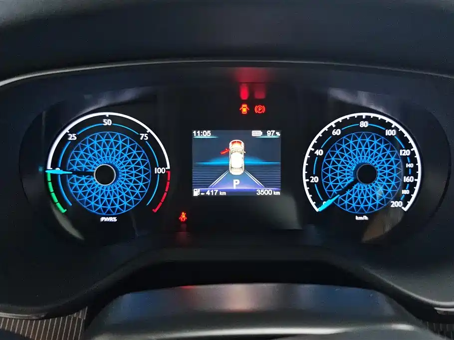 Hongqi E-QM5 2023 Facelift Basic Travel Edition фото 14