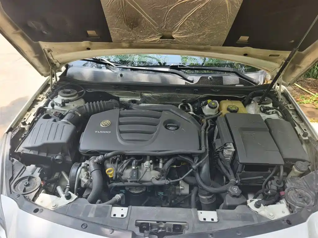 Buick Regal 2014 GS 2.0T Passion Sport Edition фото 17