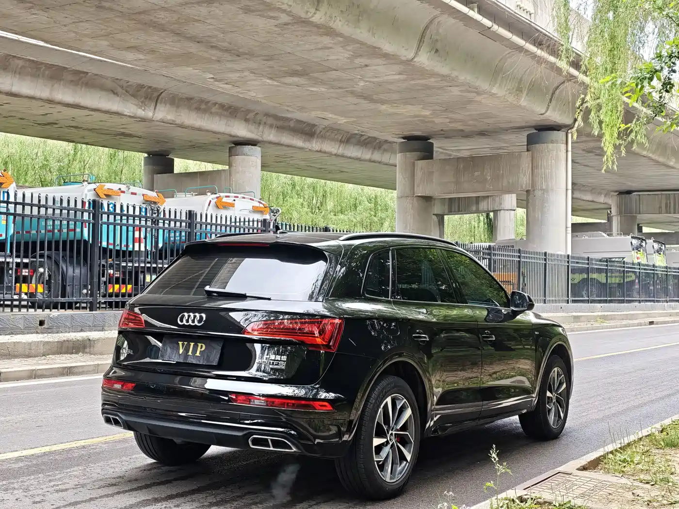 Audi Q5L 2025 40 TFSI Luxury Dynamic фото 9