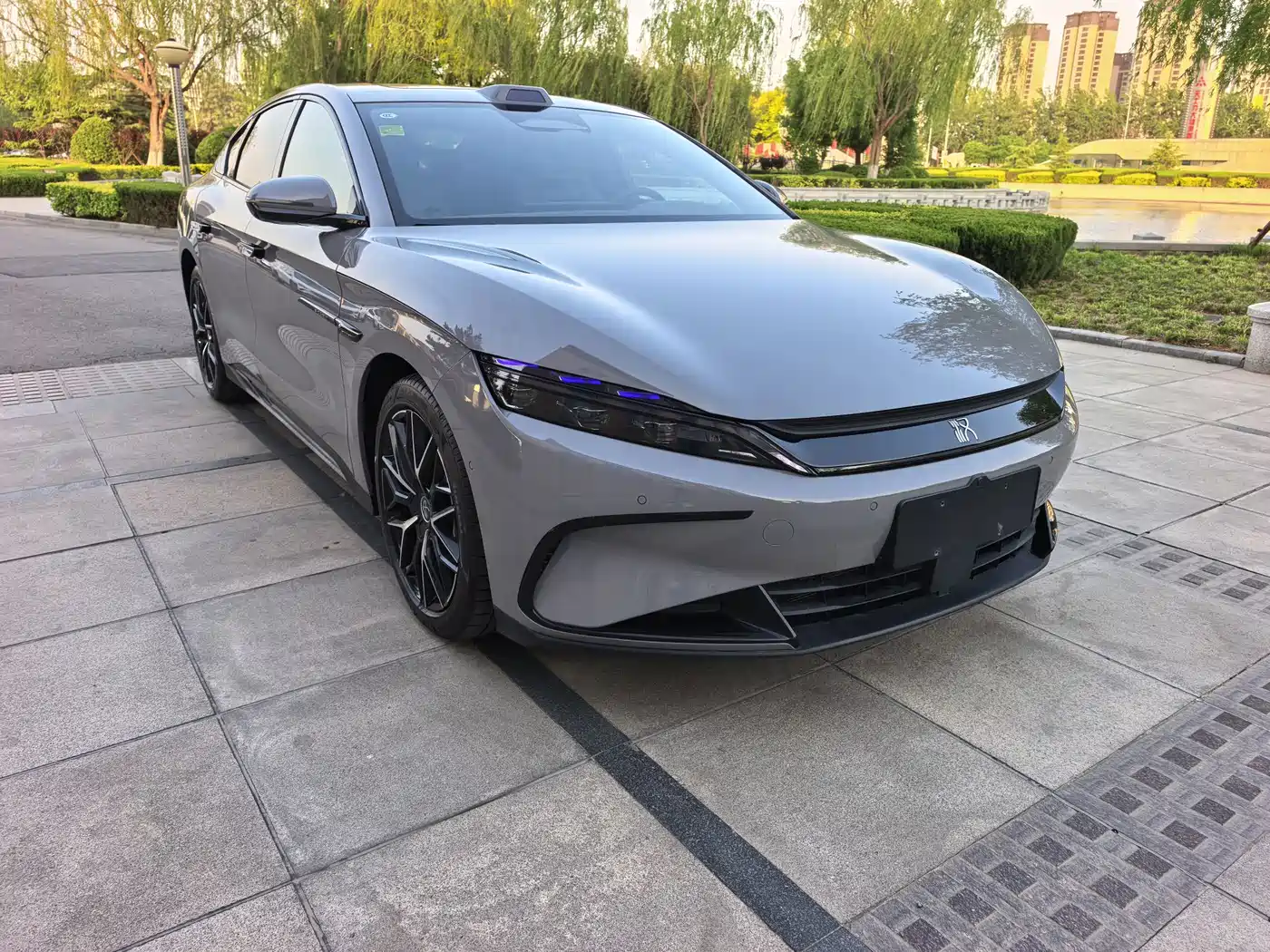 BYD HAN