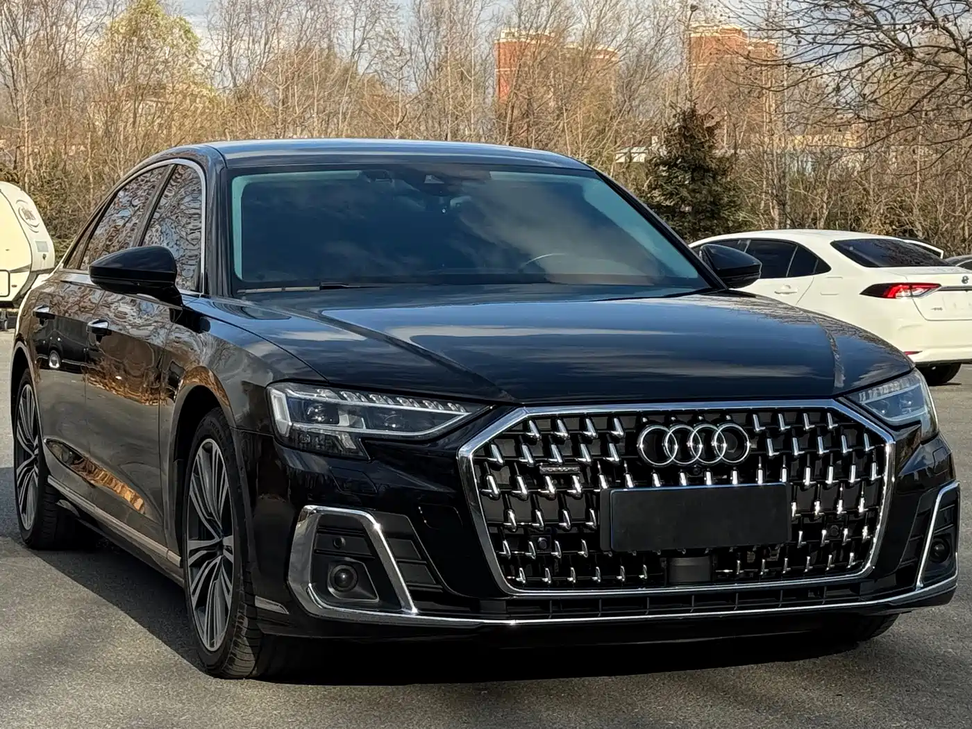 Audi A8 2023 A8L 50 TFSI quattro Exclusive фото 3