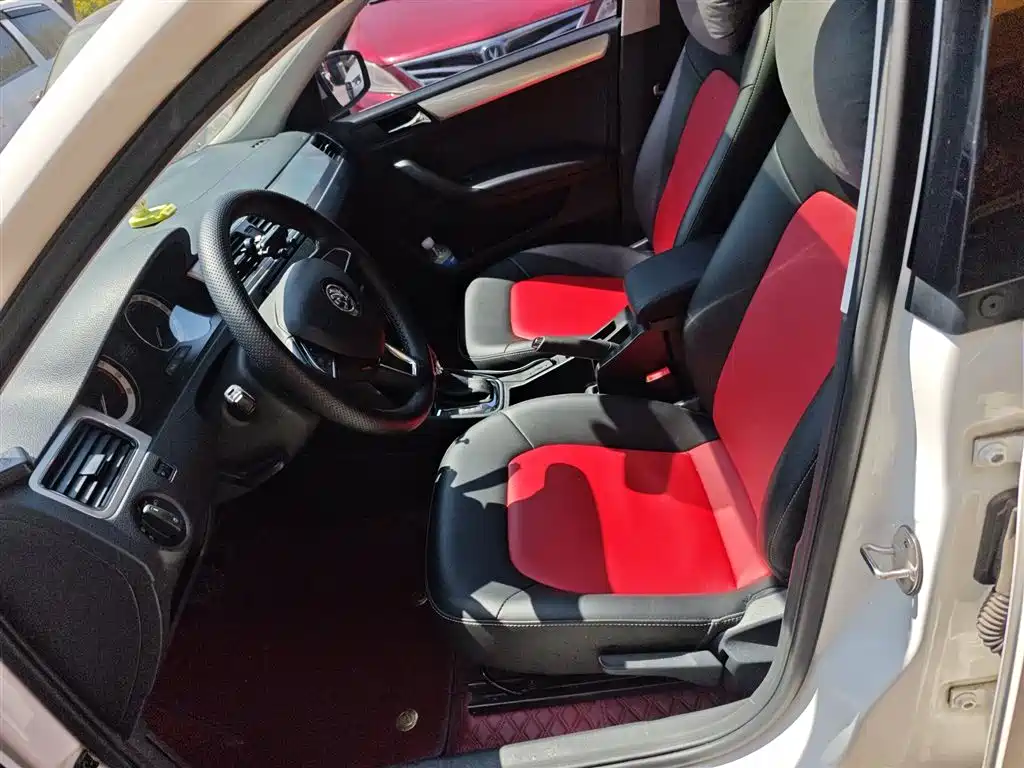 Škoda Rapid 2019 1.5L Automatic Comfort China V фото 15