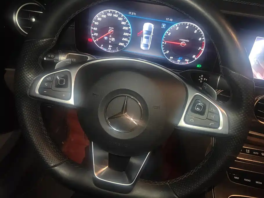 Mercedes-Benz E-Class 2018 Facelift E 200 L Sport 4MATIC фото 15