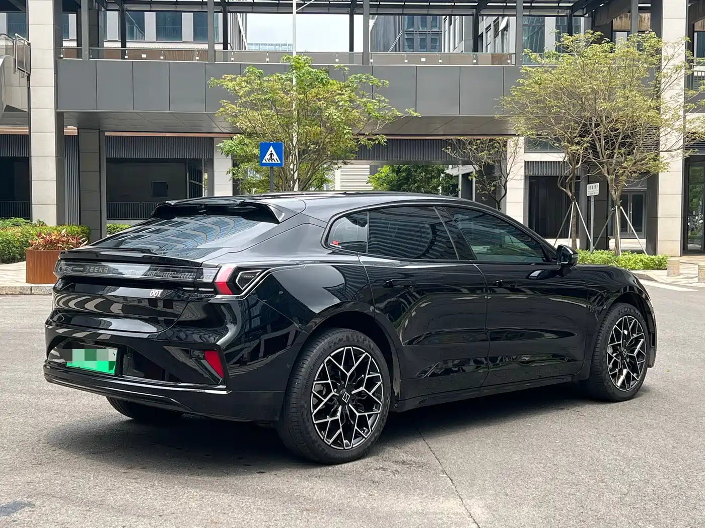 ZEEKR EXTREME KRYPTON 001