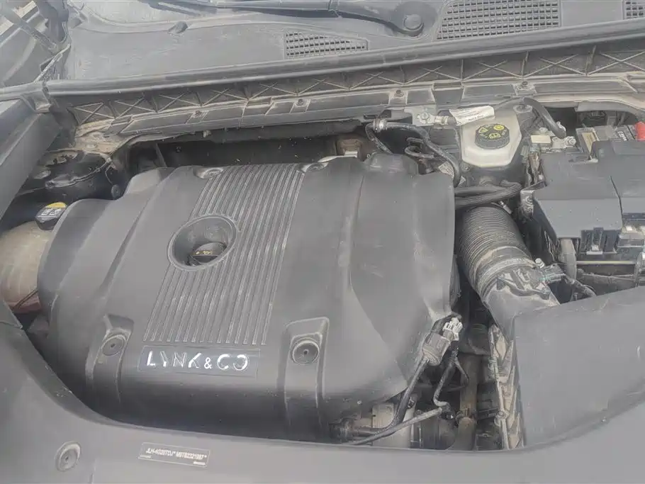 Lynk & Co 01 2021 2.0TD 2WD Pro фото 10