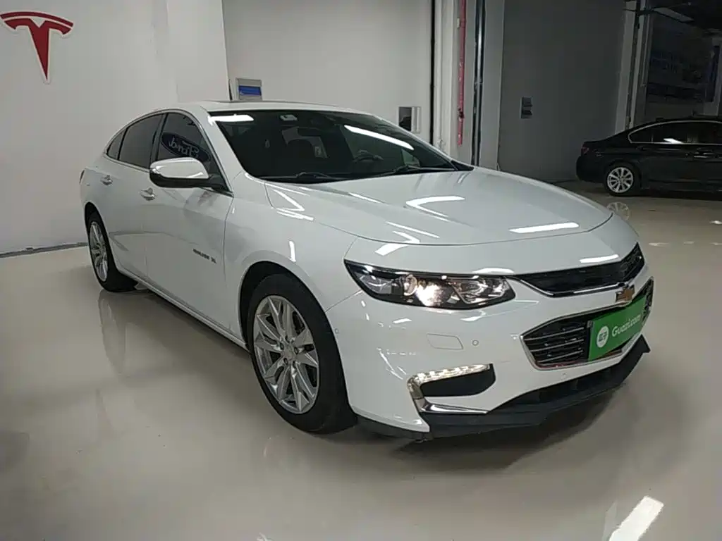 Фото 4 - Chevrolet Malibu XL