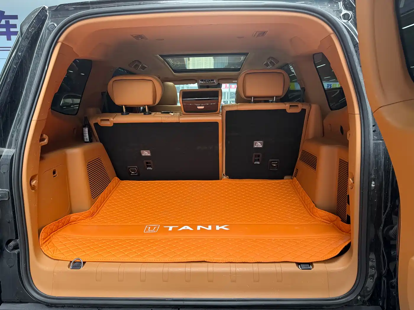 Tank 500 2023 3.0T Sport Summit 5-Seater фото 23
