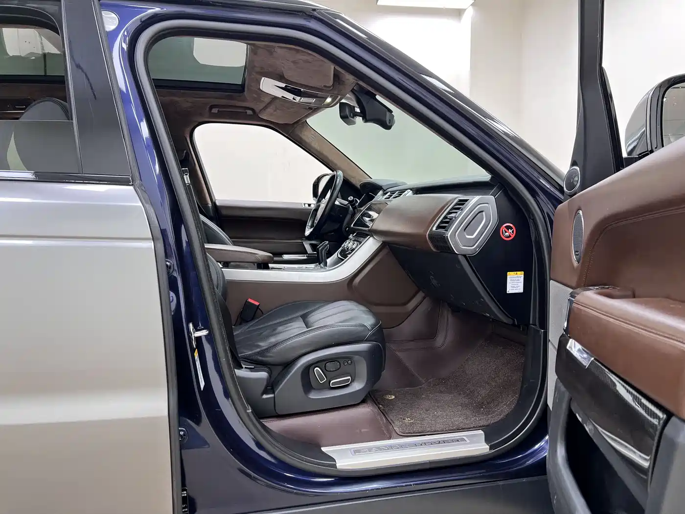 Land Rover Range Rover Sport 2014 3.0 SC V6 HSE фото 15