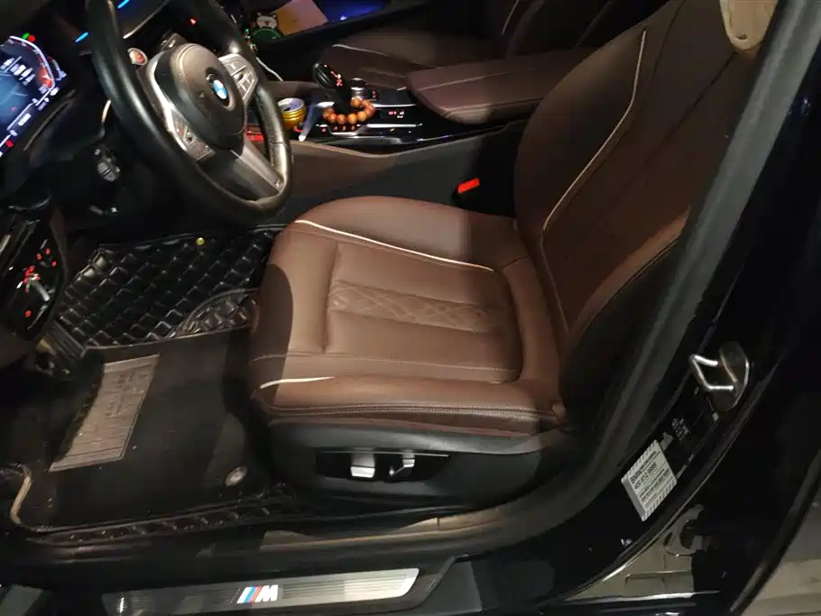 BMW 5 Series 2022 Facelift 530Li Leading M Sport Package фото 9