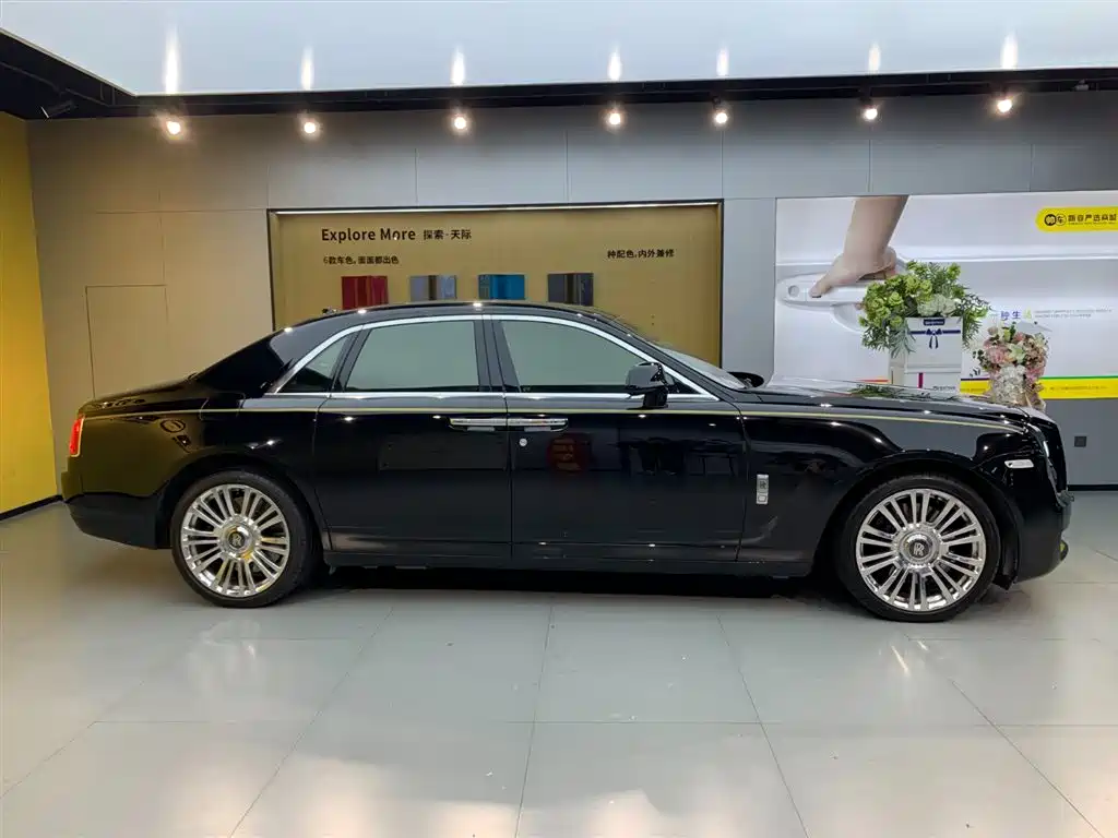 Rolls-Royce Ghost 2012 2010 Model 6.6T Standard