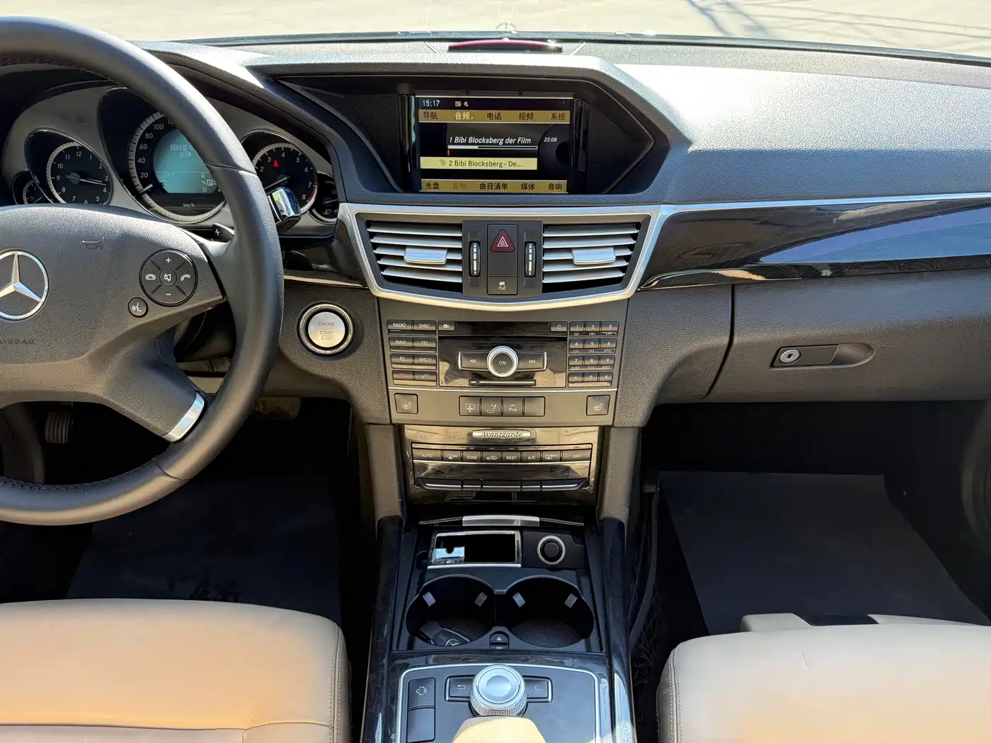 Mercedes-Benz E-Class 2010 E 300 L Fashion фото 9