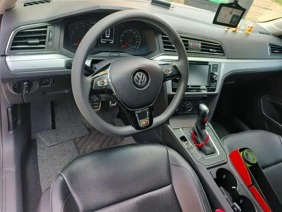 Volkswagen Lamando 2019 230TSI DSG Vision Edition China VI фото 12