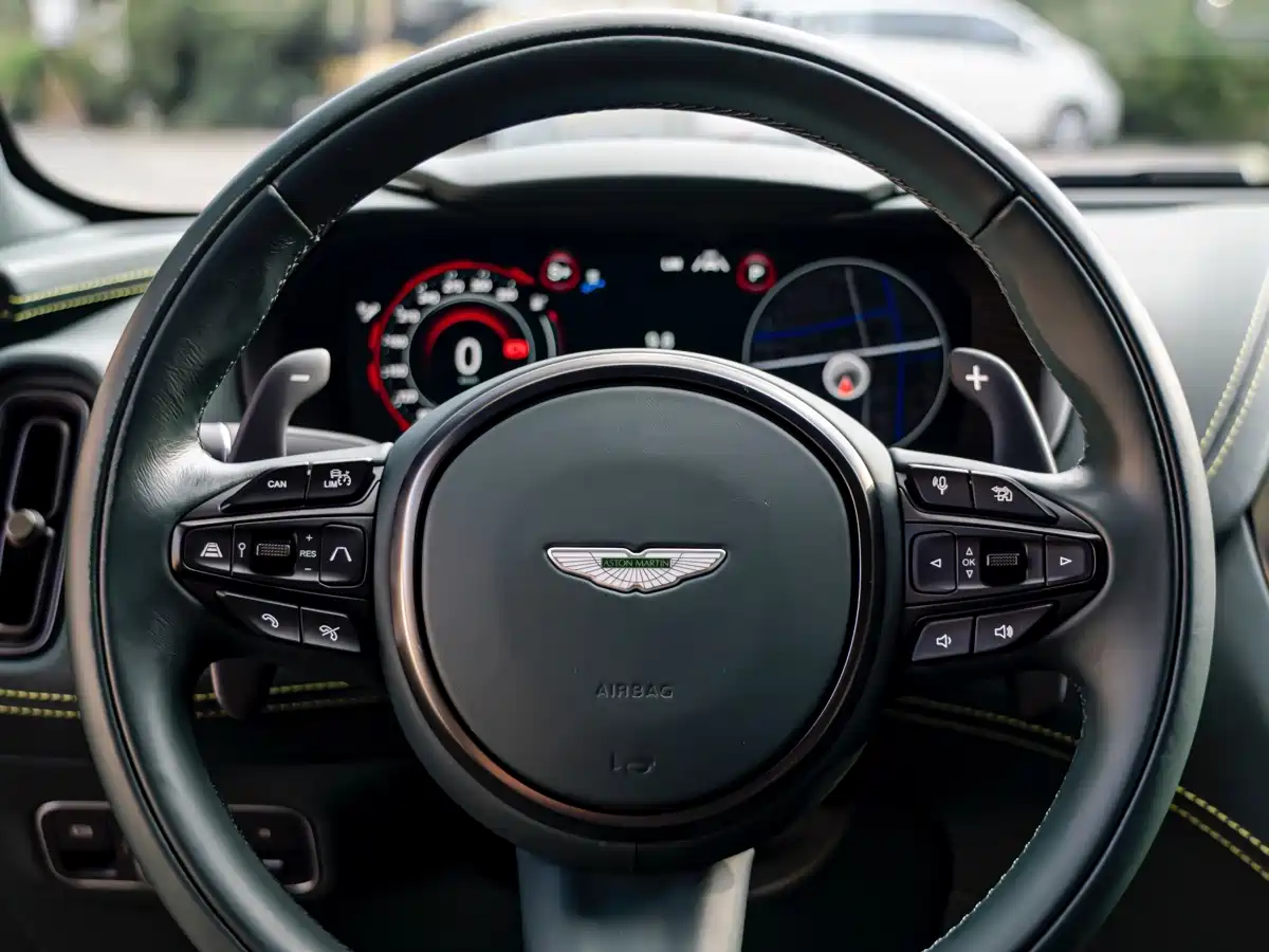Aston Martin DBX 2023 2023 Model 4.0T V8 707