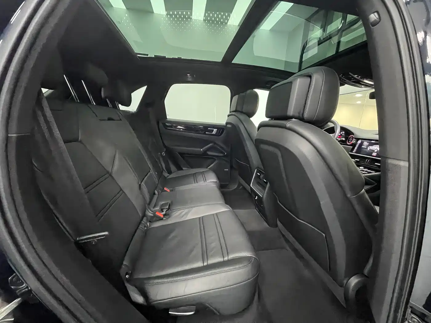 Porsche Cayenne 2019 Cayenne 3.0T фото 16