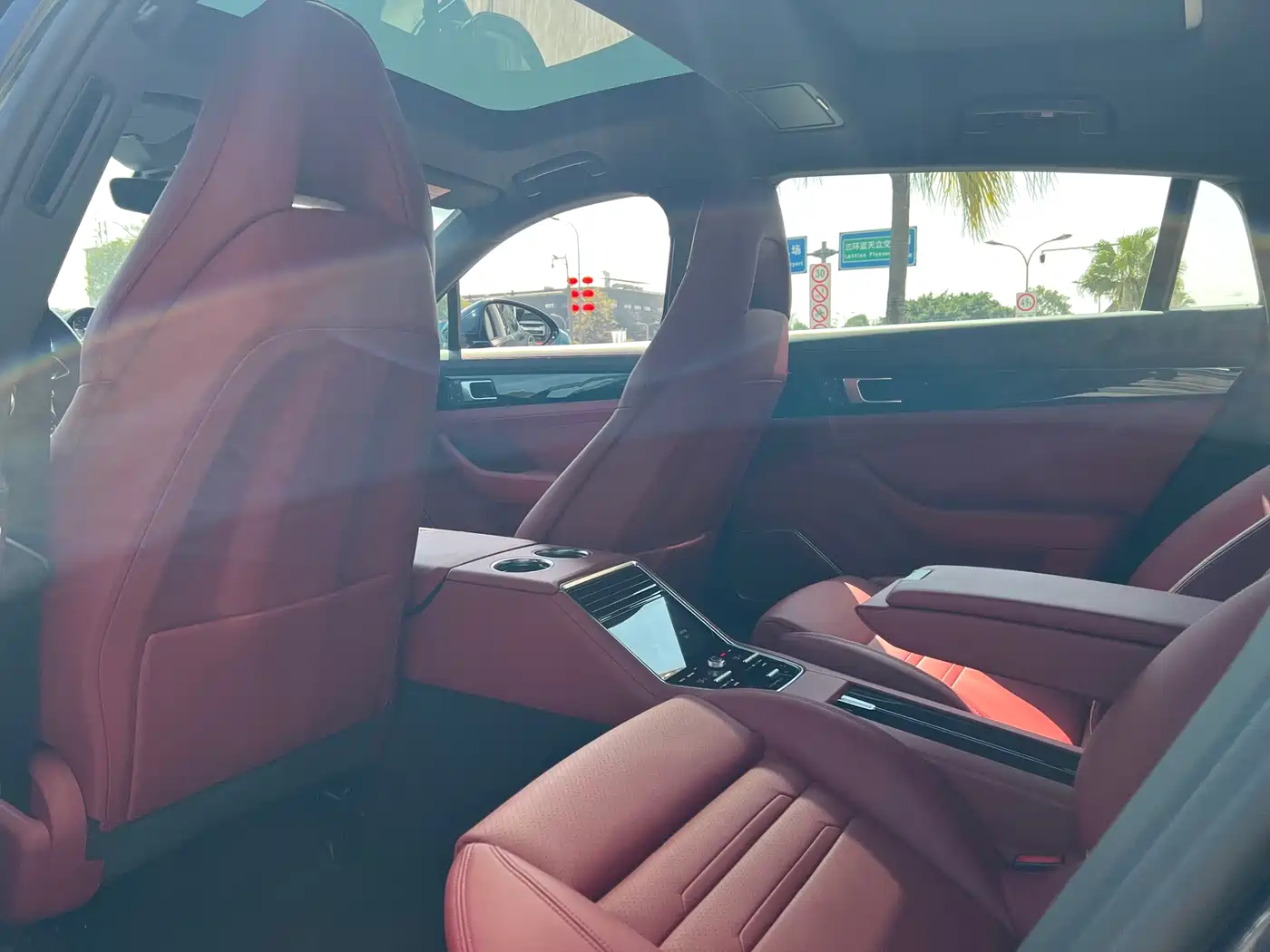 Porsche Panamera New Energy 2024 Panamera 4 E-Hybrid Executive Long Wheelbase 2.9T фото 10
