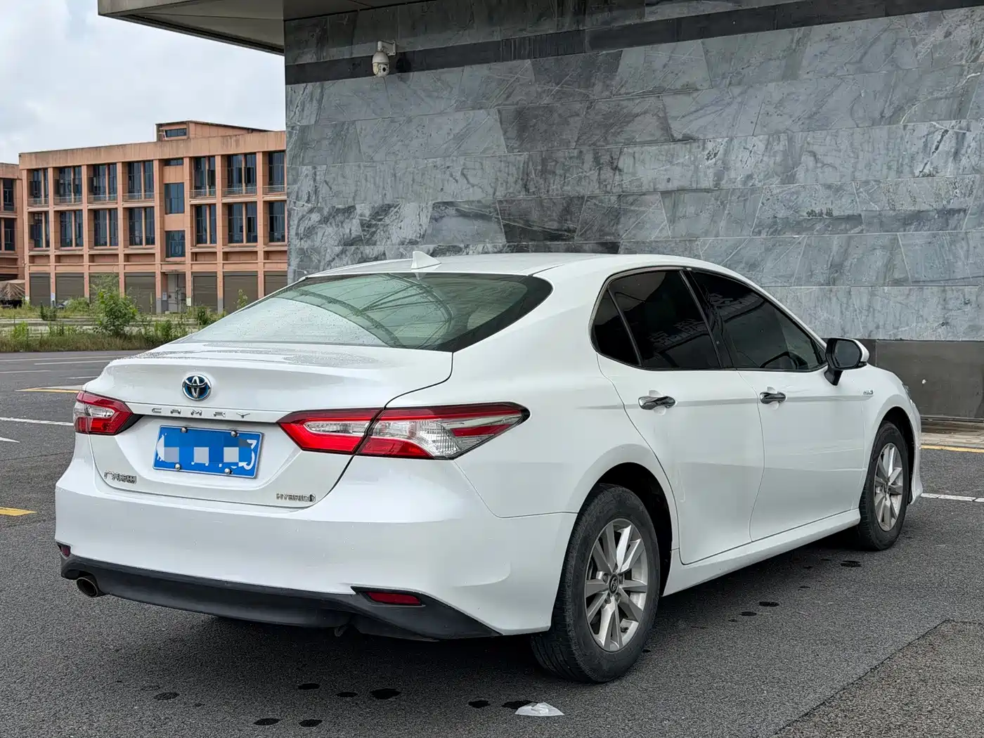 Фото 9 - Toyota Camry