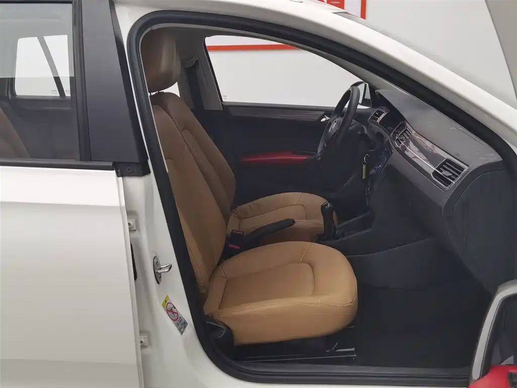 Volkswagen Santana 2017 Gran Santana 1.6L Manual Trendline фото 23