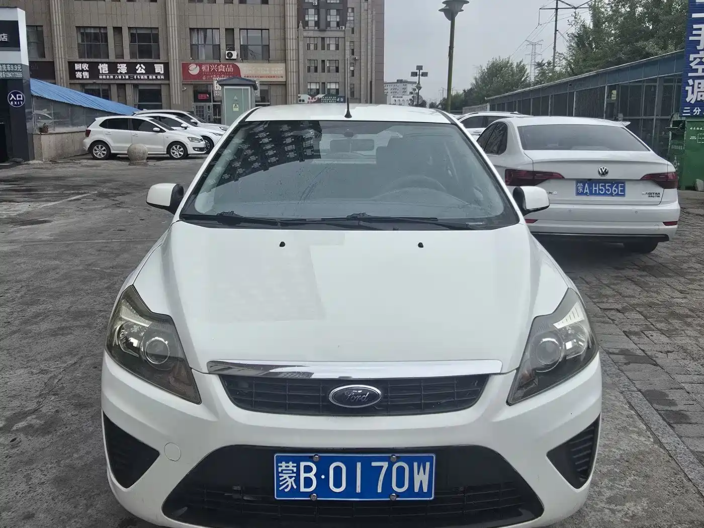 Фото 2 - Ford Focus