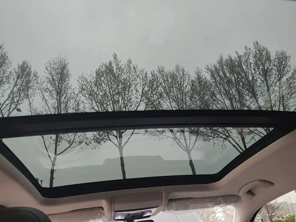 Volkswagen Passat 2023 Facelift 330TSI Starlight Elite Edition фото 18